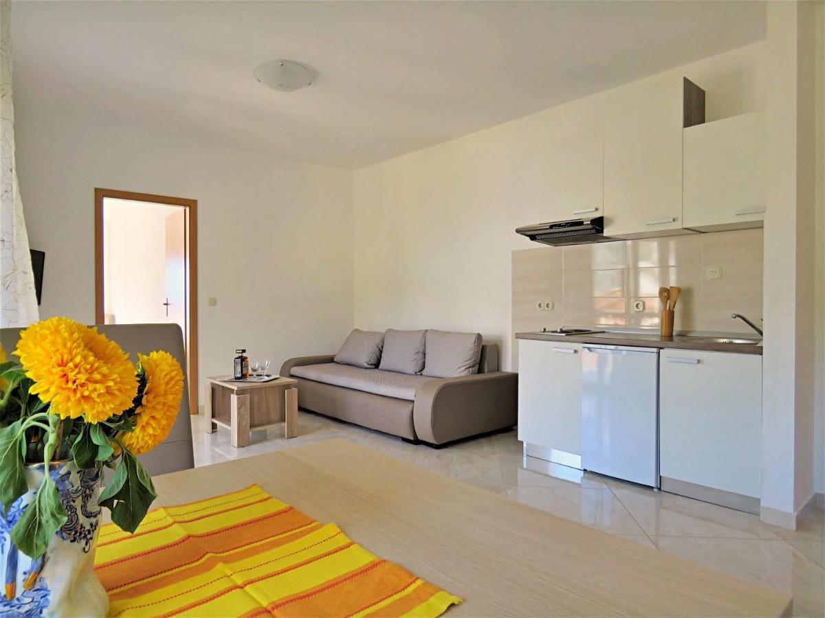 Apartments Zvone Omiš Exterior foto