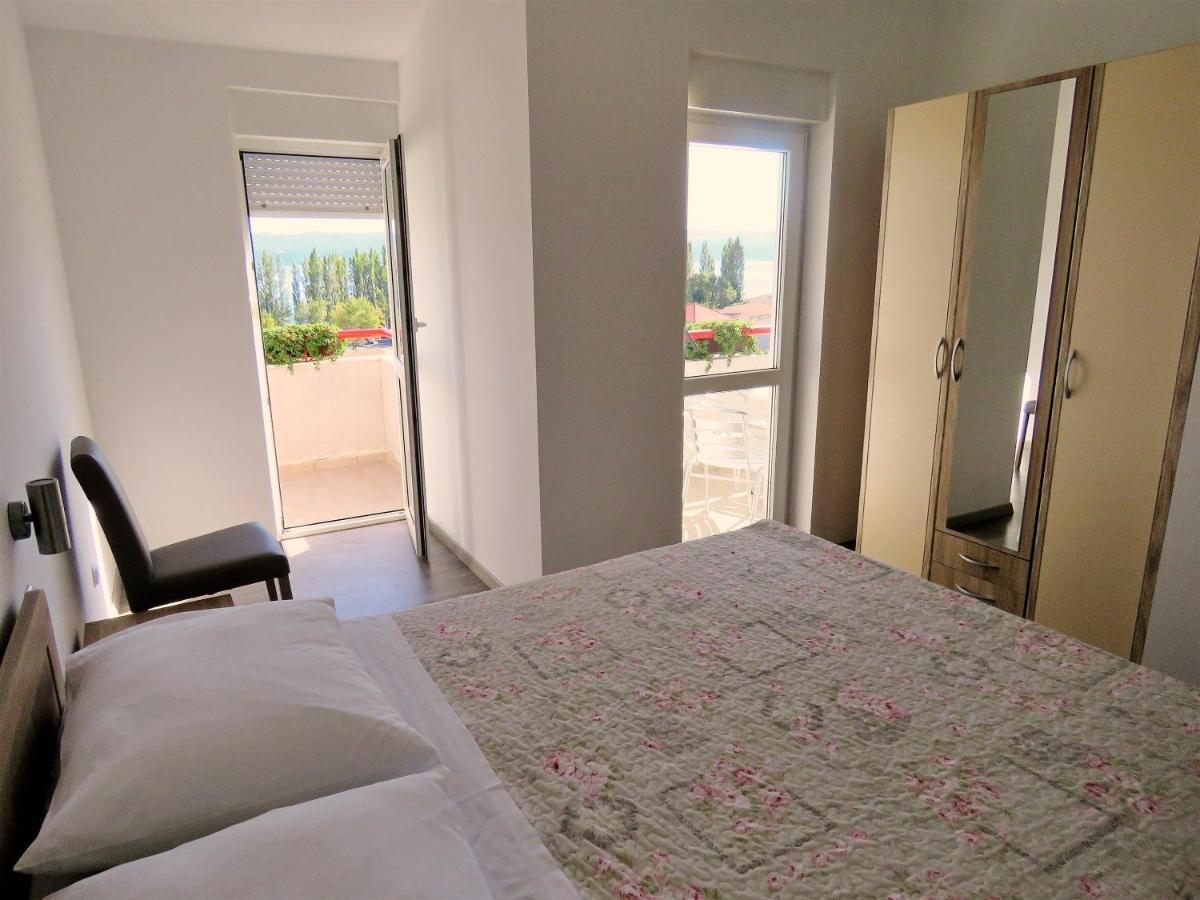 Apartments Zvone Omiš Exterior foto